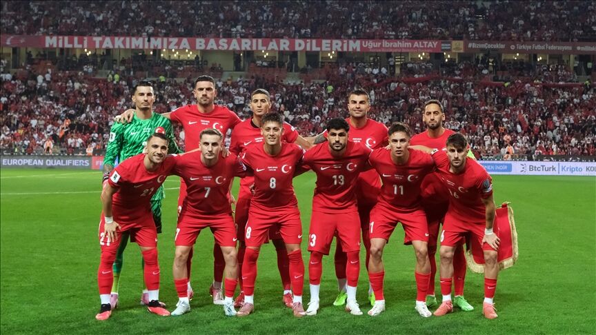 Türkiye - Paraguay maçının hakemi belli oldu!