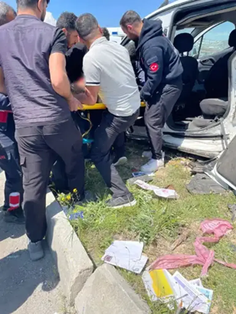 Van Çaldıran'da Korkunç Kaza! Ölü Ve Yaralılar Var (1)