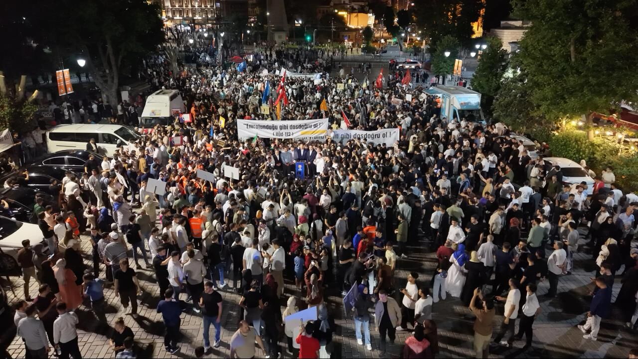 AK Parti Gençlik Kollarından Ayasofya yürüyüşü