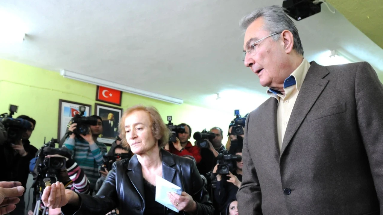 Deniz Baykal'ın Eşi Hayatını Kaybetti (1)