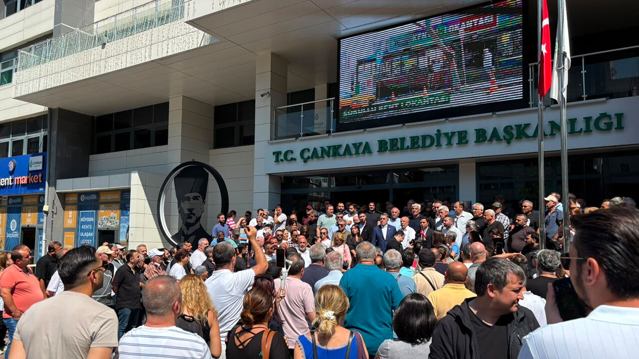 Bir CHP'li belediyeye daha operasyon