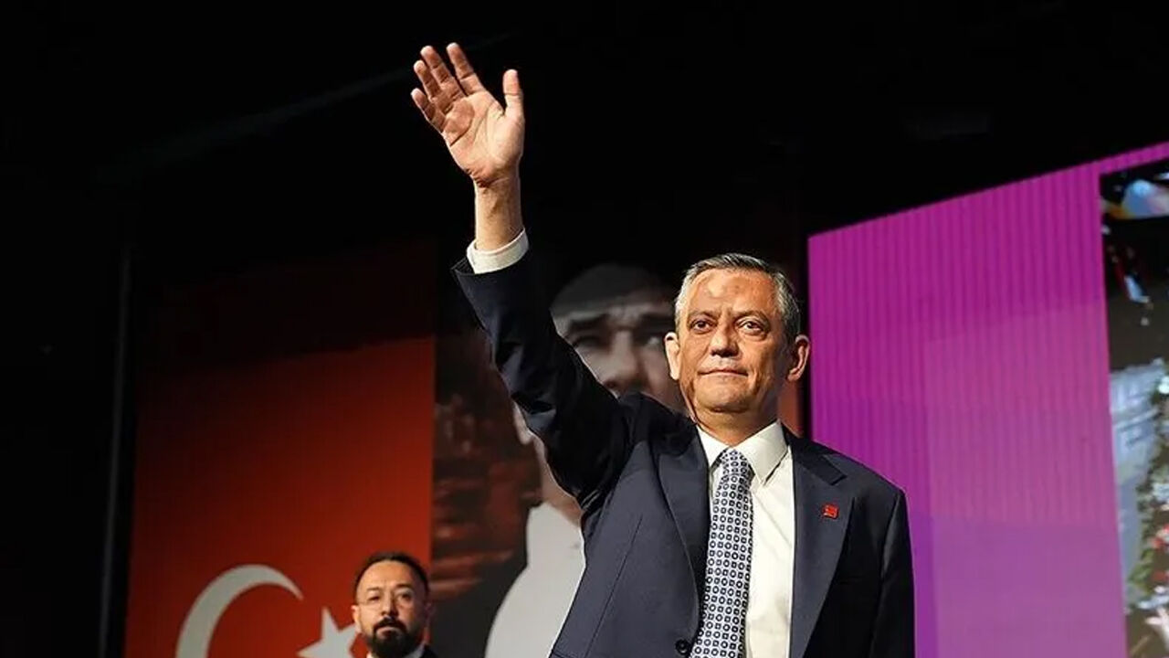 Özgür Özel'den çağrı heyeti için başvuru