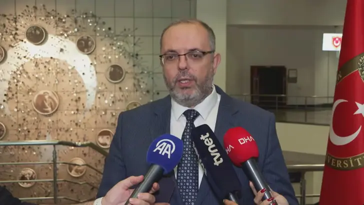 Erhan Afyoncu-3