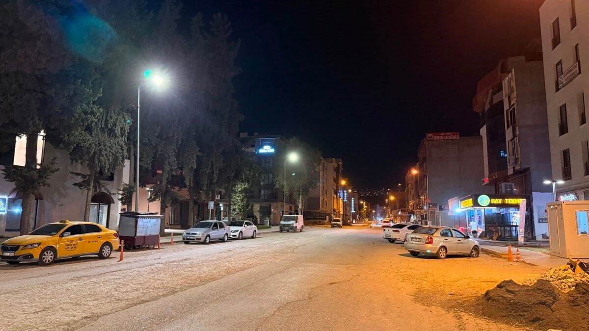 2 Saat Içinde 8 Deprem! Adıyaman'da Neler Oluyor (1)
