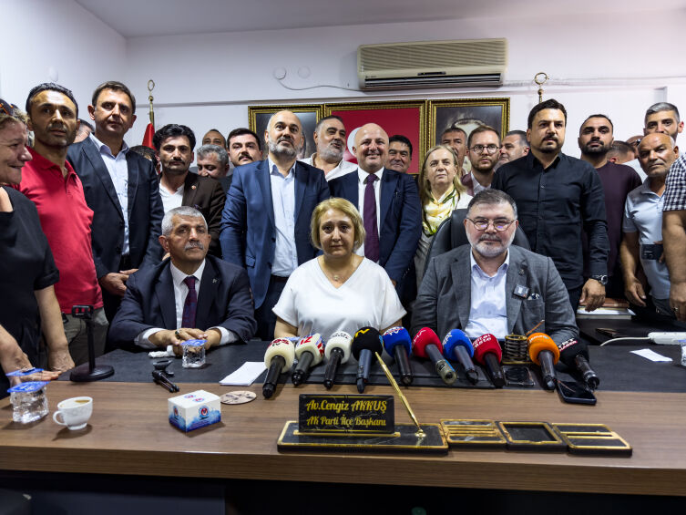 Ak Parti İzmir Menderes