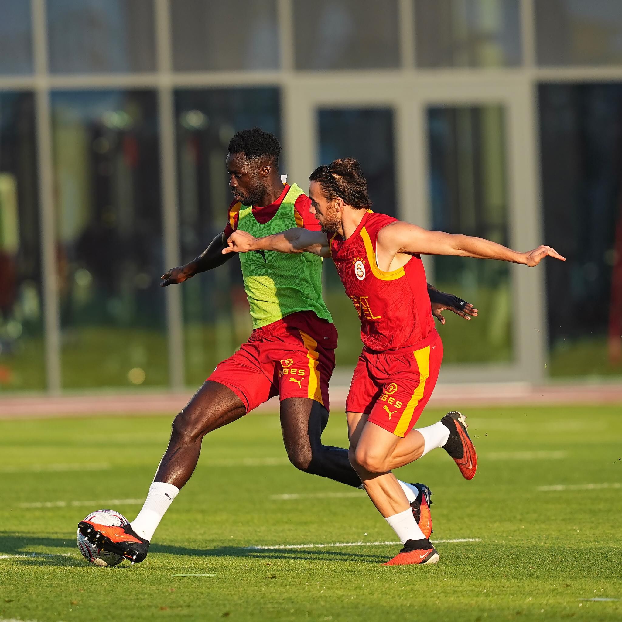 Aleksey Batrakov Galatasaray (3)