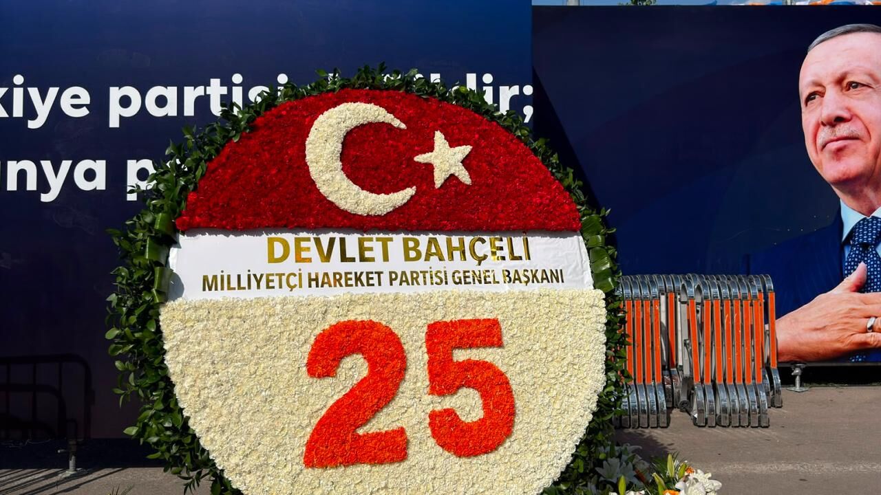 Bahçeli Ak Parti Hediye
