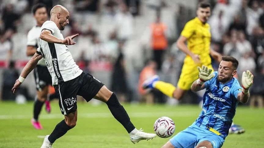 Beşiktaş 1 Hradec Králové Maç Sonucu (Önemli Dakikalar Özet) (2)