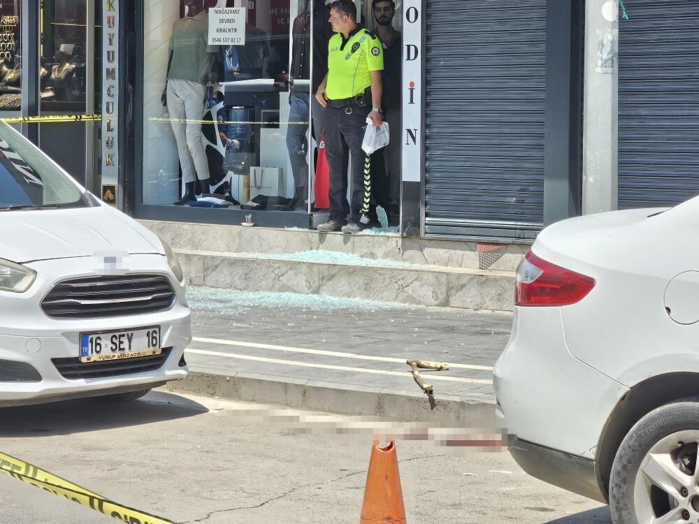 Cizre'de Akrabaların Kavgasında Silahlar Konuştu (3)