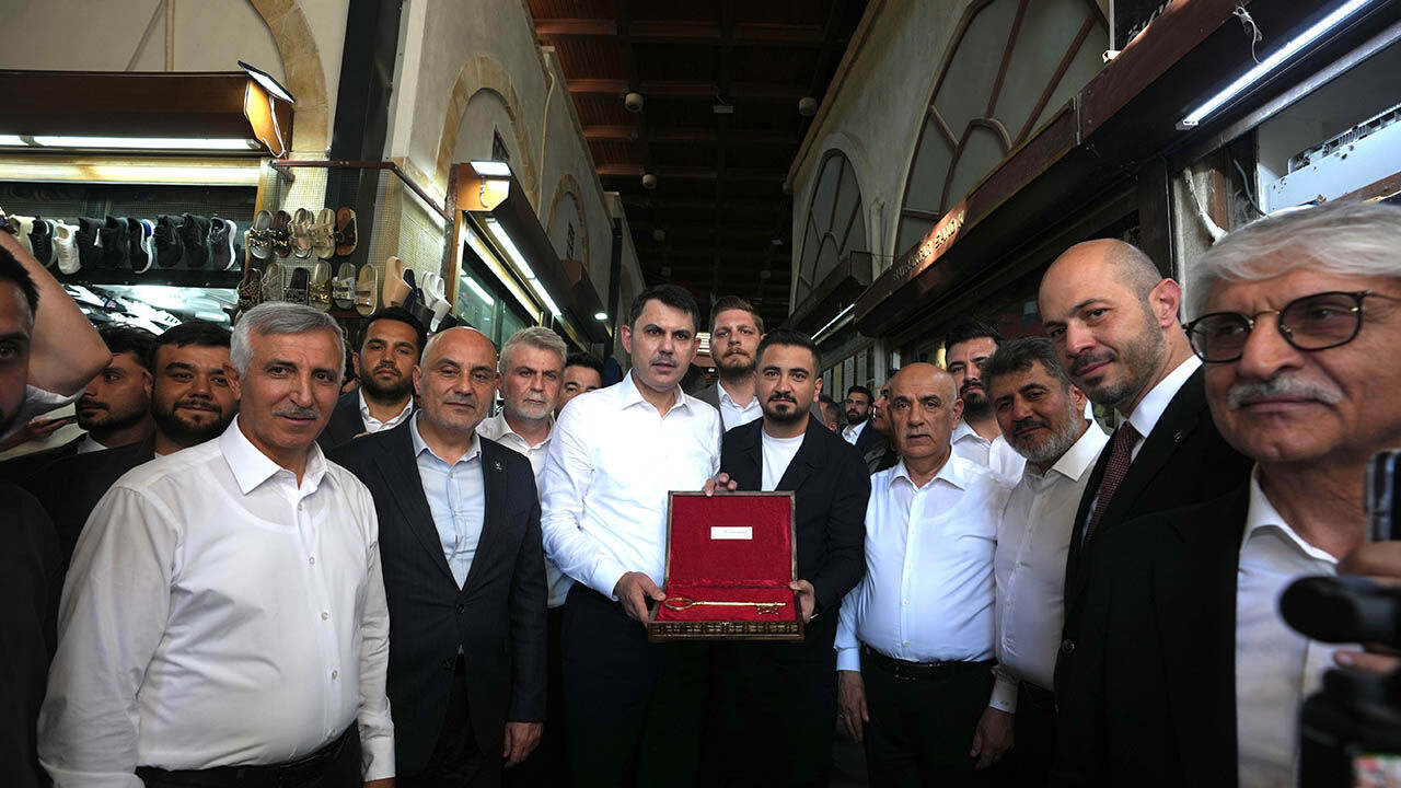 Murat Kurum'a anlamlı hediye! Ömrümün sonuna kadar saklayacağım