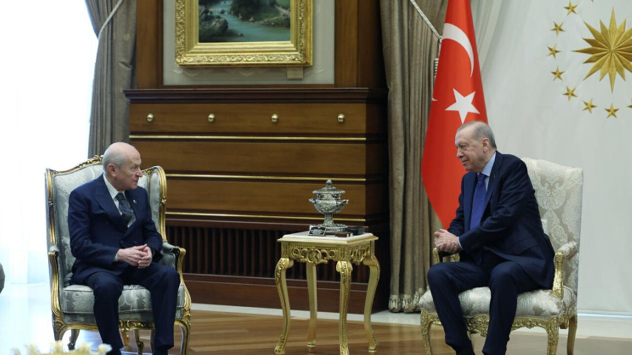Erdoğan ve Bahçeli'den dikkat çeken görüşme! Basına kapalı gerçekleşti