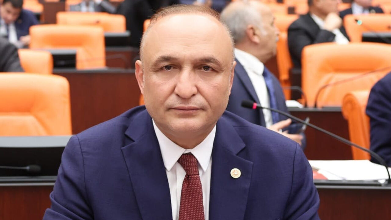 Yeni Partili Melih Meriç'e bıçaklı saldırı