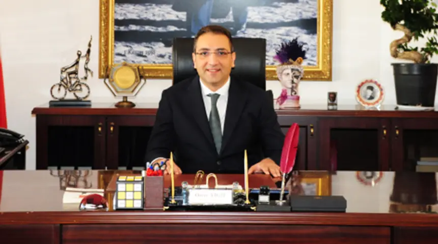 Onur Yi̇ği̇t Ki̇mdi̇r (1)