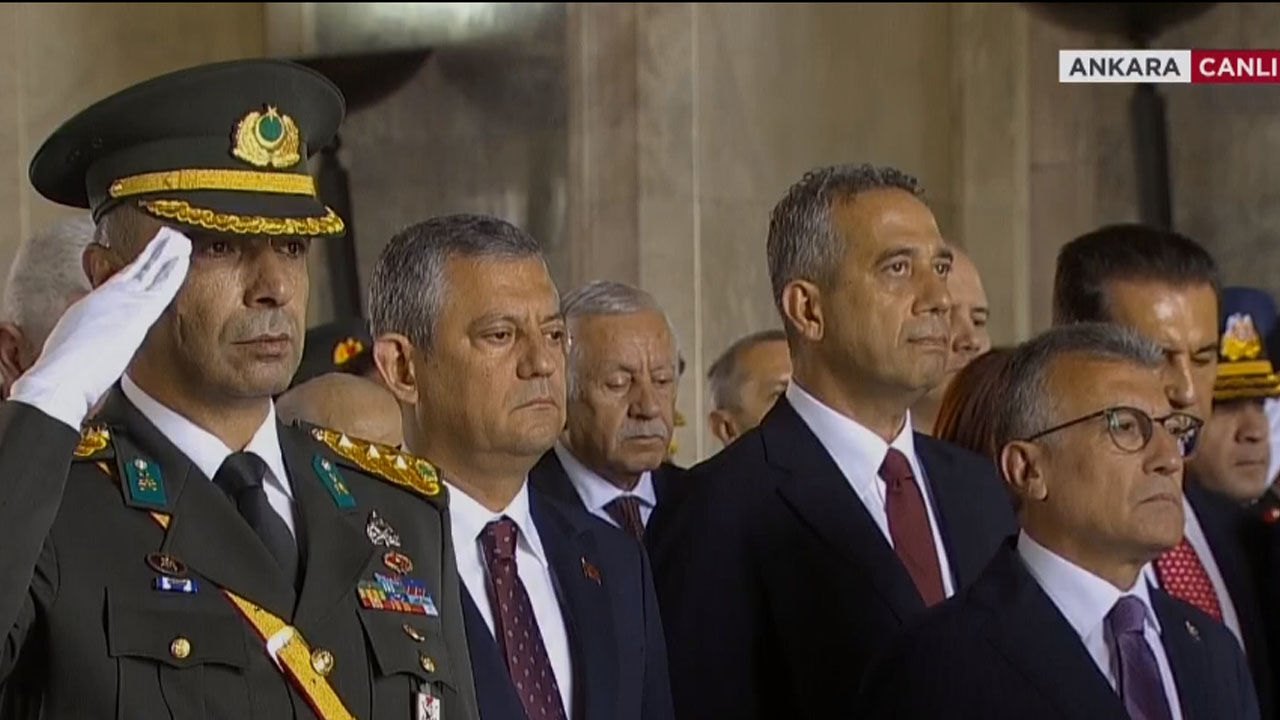 Özgür Özel Anıtkabir 1