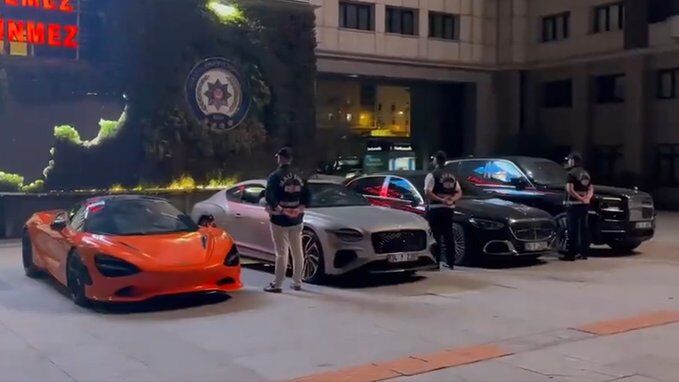 200 milyonluk lüks araçları 26 bin liraya verdi