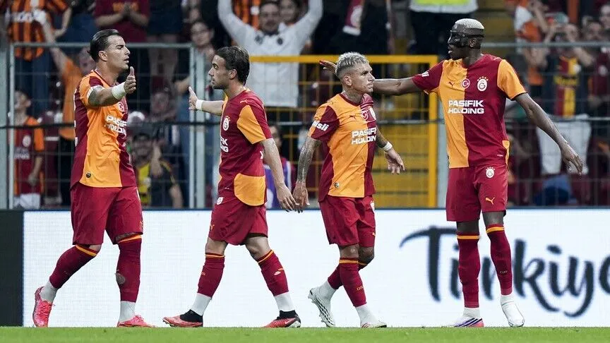 Galatasaray'ın Trabzonspor kafilesinde Osimhen sürprizi