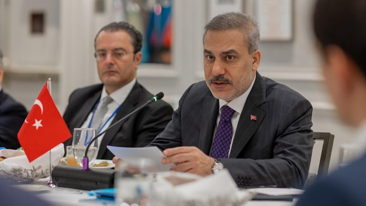 Hakan Fidan (1)-1