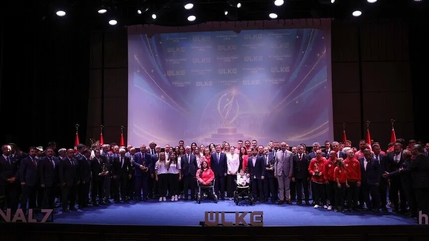 Ülke TV "10. Spor ve Spor Ödülleri" sahiplerini buldu