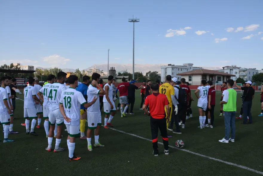 Ztk'da Yapılan Hata Maçı Iptal Ettirdi! (Cizre Belediyespor Hakkari Zapspor) (4)