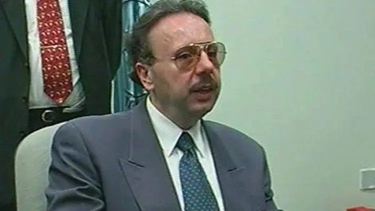 1Arif Ahmet Denizolgun