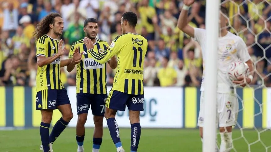 Fenerbahçe Şampiyonlar Ligi'nde Aston Villa'ya konuk olacak
