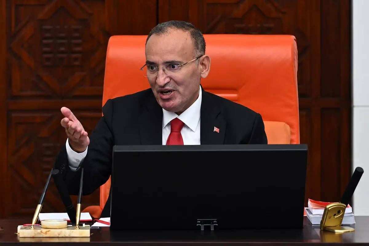 AK Parti Milletvekili Bekir Bozdağ TBMM'deki görevinden istifa etti