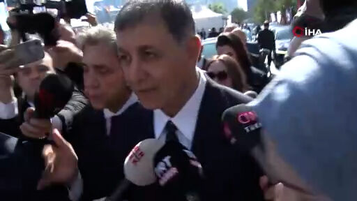 AK Parti'ye geçen Cemil Tugay: İzmir'i güzel şeyler bekliyor