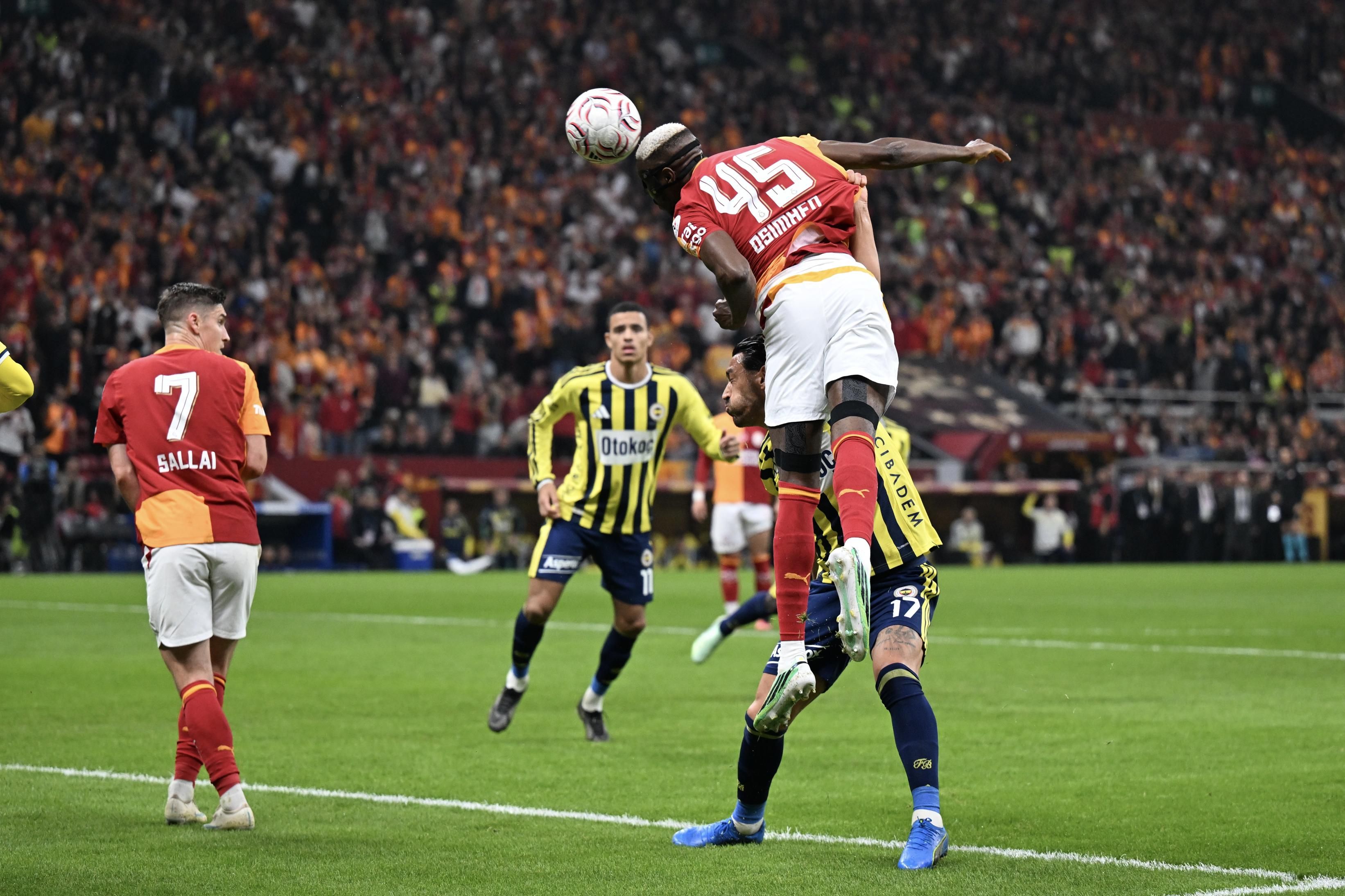 Galatasaray 2 1 Fenerbahce Mac Sonucu Özet Görüntüler Sondakika Futbol Spor (107)