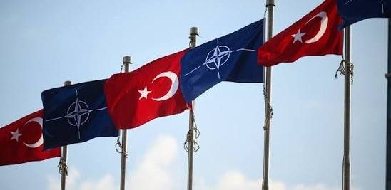 NATO'dan Türkiye'ye övgü: "Adeta bir sanayi devrimine tanık oluyoruz"