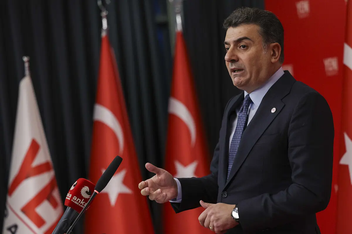 Yeni Parti'den ilk açıklama geldi